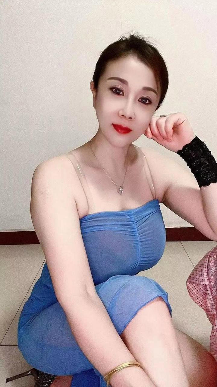 豐滿的岳 理論片50歲